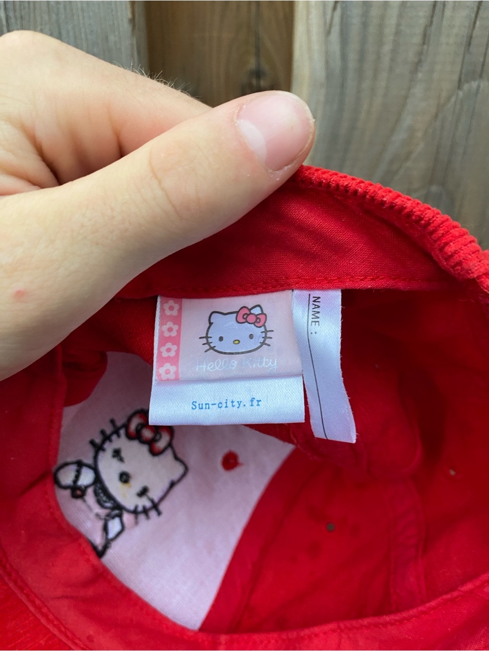 Hello Kitty Red Embroidered Logo Cap - Picture 2 of 3
